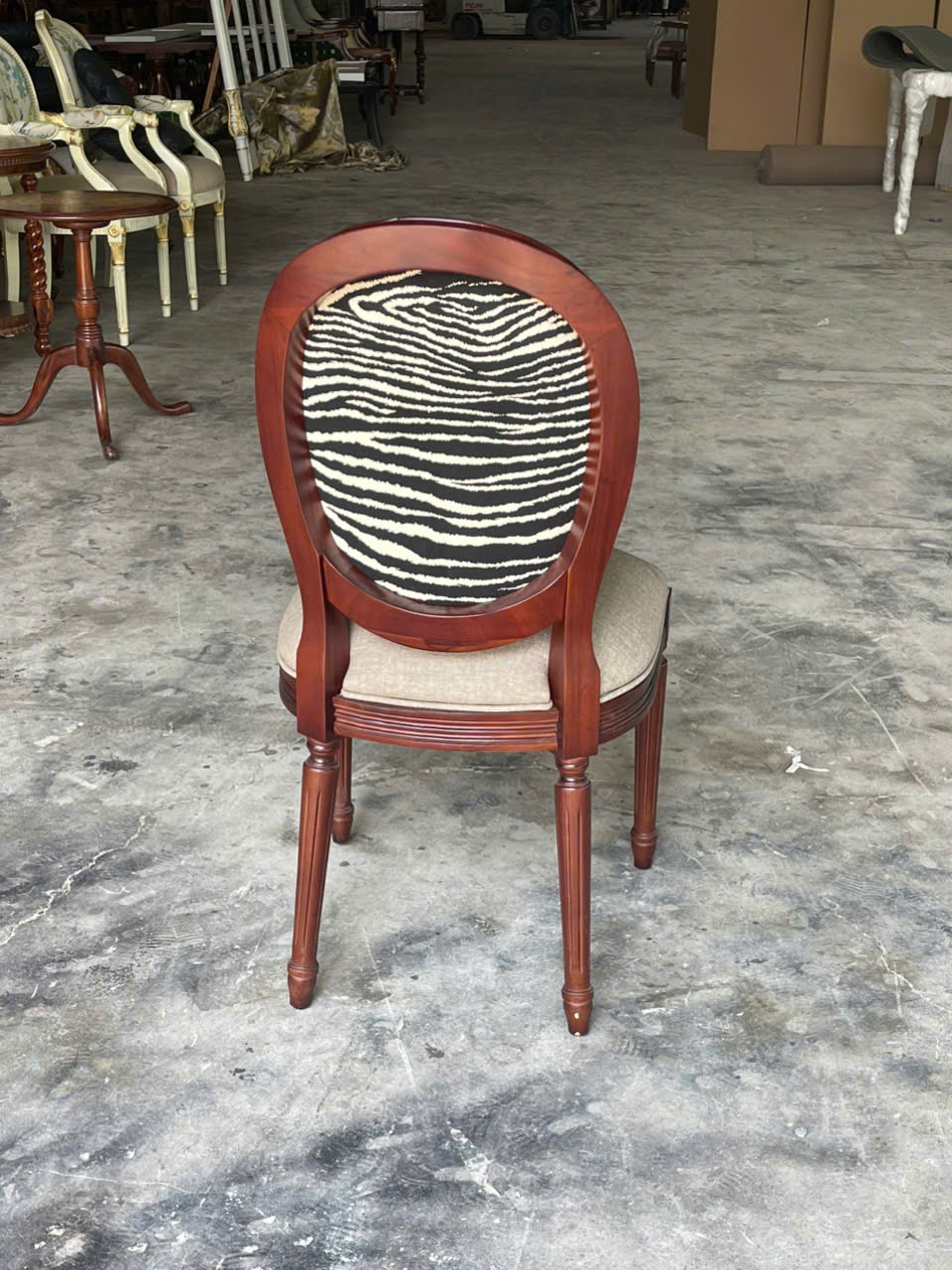 GHẾ ĂN LOUIS 16 KHÔNG TAY